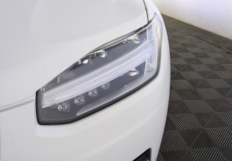 Подержанный автомобиль Volvo XC90 2019 года (11 фото)