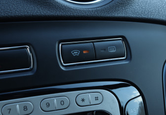 Подержанный автомобиль Ford Mondeo Sedan 2011 года (16 фото)