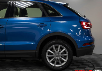 Подержанный автомобиль Audi Q3 2015 года (22 фото)