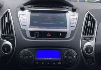 Подержанный автомобиль Hyundai ix35 2013 года (17 фото)