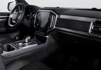 Подержанный автомобиль JAC T9 2025 года (9 фото)