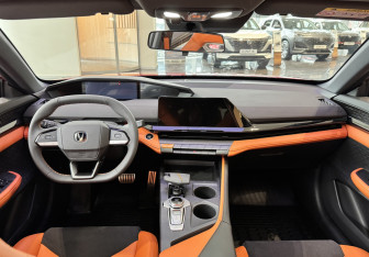 Новый Changan UNI-V 2024 (10 фото)