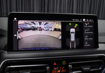 Подержанный автомобиль BMW X3 2022 года (21 фото)