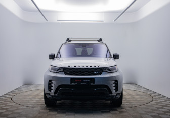Подержанный автомобиль Land Rover Discovery 2021 года (8 фото)