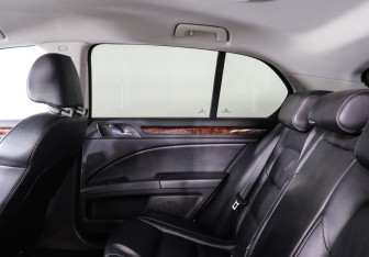 Подержанный автомобиль Skoda Superb Liftback 2010 года (8 фото)