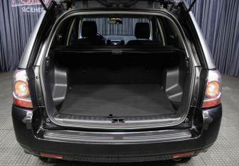 Подержанный автомобиль Land Rover Freelander 2013 года (10 фото)