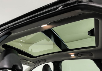 Подержанный автомобиль Infiniti QX50 2018 года (18 фото)