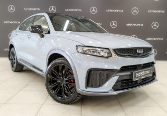 Подержанный автомобиль Geely Tugella 2022 года (3 фото)