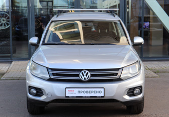 Подержанный автомобиль Volkswagen Tiguan 2013 года (2 фото)