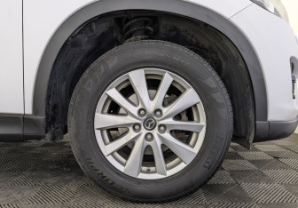 Подержанный автомобиль Mazda CX-5 2015 года (12 фото)