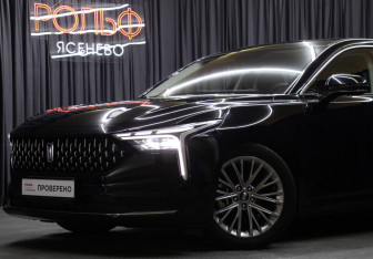 Подержанный автомобиль FAW Bestune B70 2023 года (23 фото)