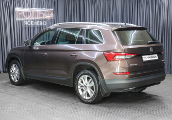 Подержанный автомобиль Skoda Kodiaq 2019 года (7 фото)