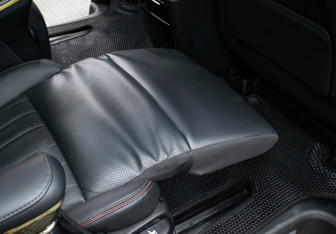 Подержанный автомобиль GAC M8 2023 года (10 фото)