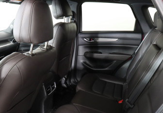 Подержанный автомобиль Mazda CX-5 2022 года (12 фото)