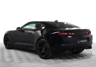 Подержанный автомобиль Chevrolet Camaro Coupe 2019 года (7 фото)