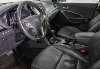 Подержанный автомобиль Hyundai Santa Fe 2014 года (10 фото)