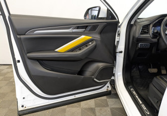 Подержанный автомобиль Haval F7x 2021 года (19 фото)