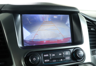 Подержанный автомобиль Chevrolet Tahoe 2016 года (21 фото)