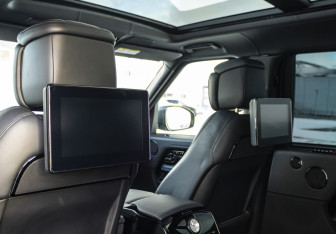 Подержанный автомобиль Land Rover Range Rover 2019 года (22 фото)