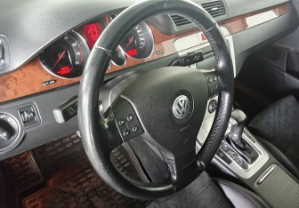 Подержанный автомобиль Volkswagen Passat Sedan 2008 года (12 фото)