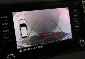 Подержанный автомобиль Skoda Karoq 2020 года (13 фото)