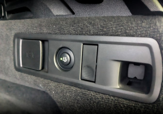 Подержанный автомобиль BMW X5 2024 года (30 фото)