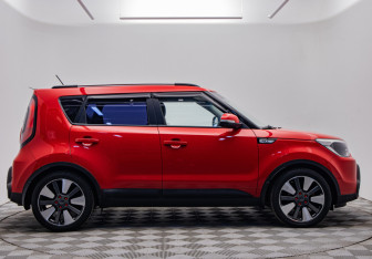 Подержанный автомобиль Kia Soul 2014 года (6 фото)