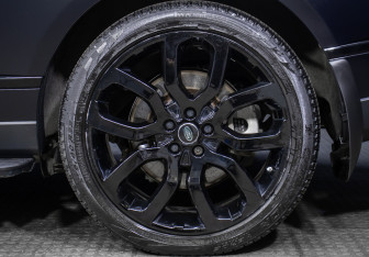 Подержанный автомобиль Land Rover Range Rover 2020 года (27 фото)