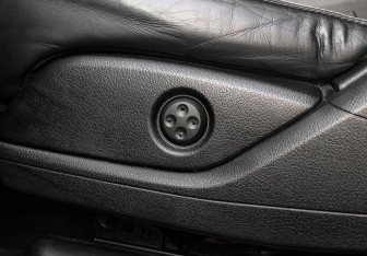 Подержанный автомобиль Mercedes-Benz GLE 2016 года (16 фото)