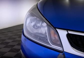 Подержанный автомобиль Kia Rio Hatchback 2019 года (17 фото)