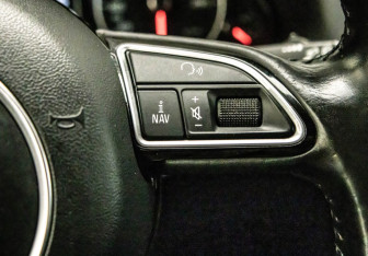 Подержанный автомобиль Audi Q5 2015 года (9 фото)