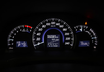 Подержанный автомобиль Toyota Camry Sedan 2012 года (16 фото)