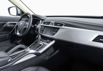 Подержанный автомобиль Geely Atlas 2018 года (7 фото)