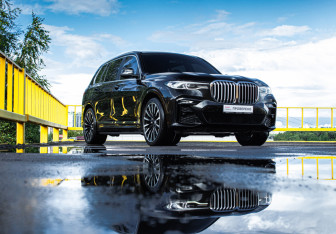 Подержанный автомобиль BMW X7 2019 года (3 фото)