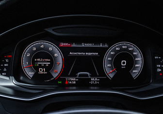 Подержанный автомобиль Audi A7 2018 года (11 фото)