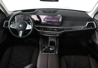 Новый BMW X5 2025 (11 фото)