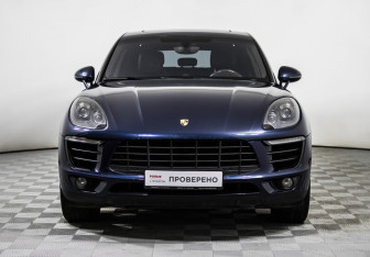 Подержанный автомобиль Porsche Macan 2015 года (2 фото)