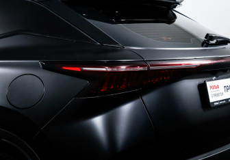 Подержанный автомобиль Omoda C5 2023 года (17 фото)