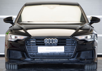 Подержанный автомобиль Audi A6 Sedan 2022 года (2 фото)