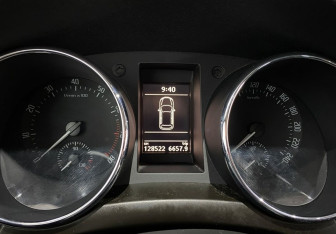 Подержанный автомобиль Skoda Yeti 2010 года (12 фото)