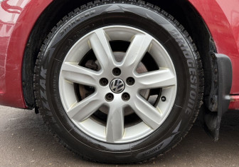 Подержанный автомобиль Volkswagen Polo Sedan 2011 года (9 фото)