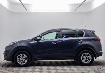 Подержанный автомобиль Kia Sportage 2016 года (8 фото)
