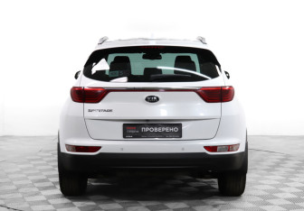 Подержанный автомобиль Kia Sportage 2016 года (6 фото)