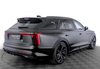 Подержанный автомобиль Hongqi E-HS9 2022 года (5 фото)