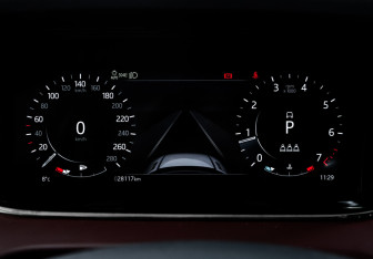 Подержанный автомобиль Land Rover Range Rover Evoque 2022 года (11 фото)