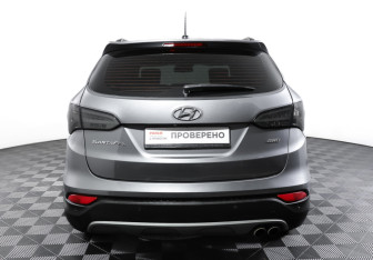 Подержанный автомобиль Hyundai Santa Fe 2014 года (6 фото)
