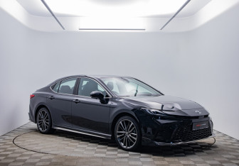 Подержанный автомобиль Toyota Camry Sedan 2025 года (3 фото)