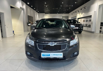 Подержанный автомобиль Chevrolet Cruze Sedan 2012 года (2 фото)