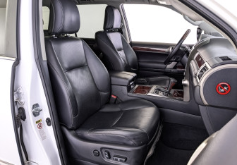 Подержанный автомобиль Lexus GX 2012 года (24 фото)