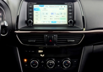 Подержанный автомобиль Mazda 6 Sedan 2014 года (15 фото)